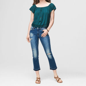 Aeropostale Destroyed Skinny Kick Flare Crop Jean